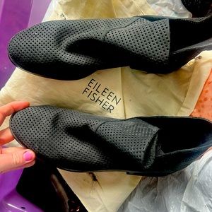 Eileen fisher rolla knit ankle booties size 9